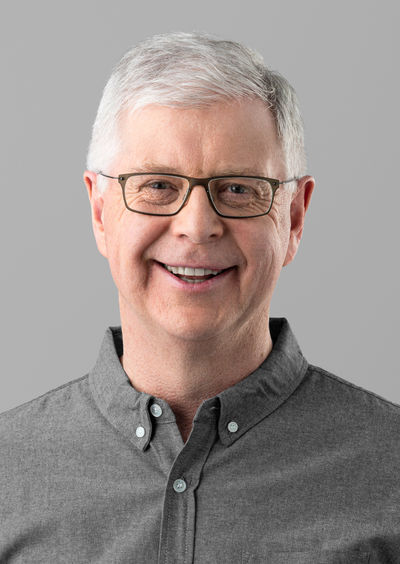 Dr Simon Freezer